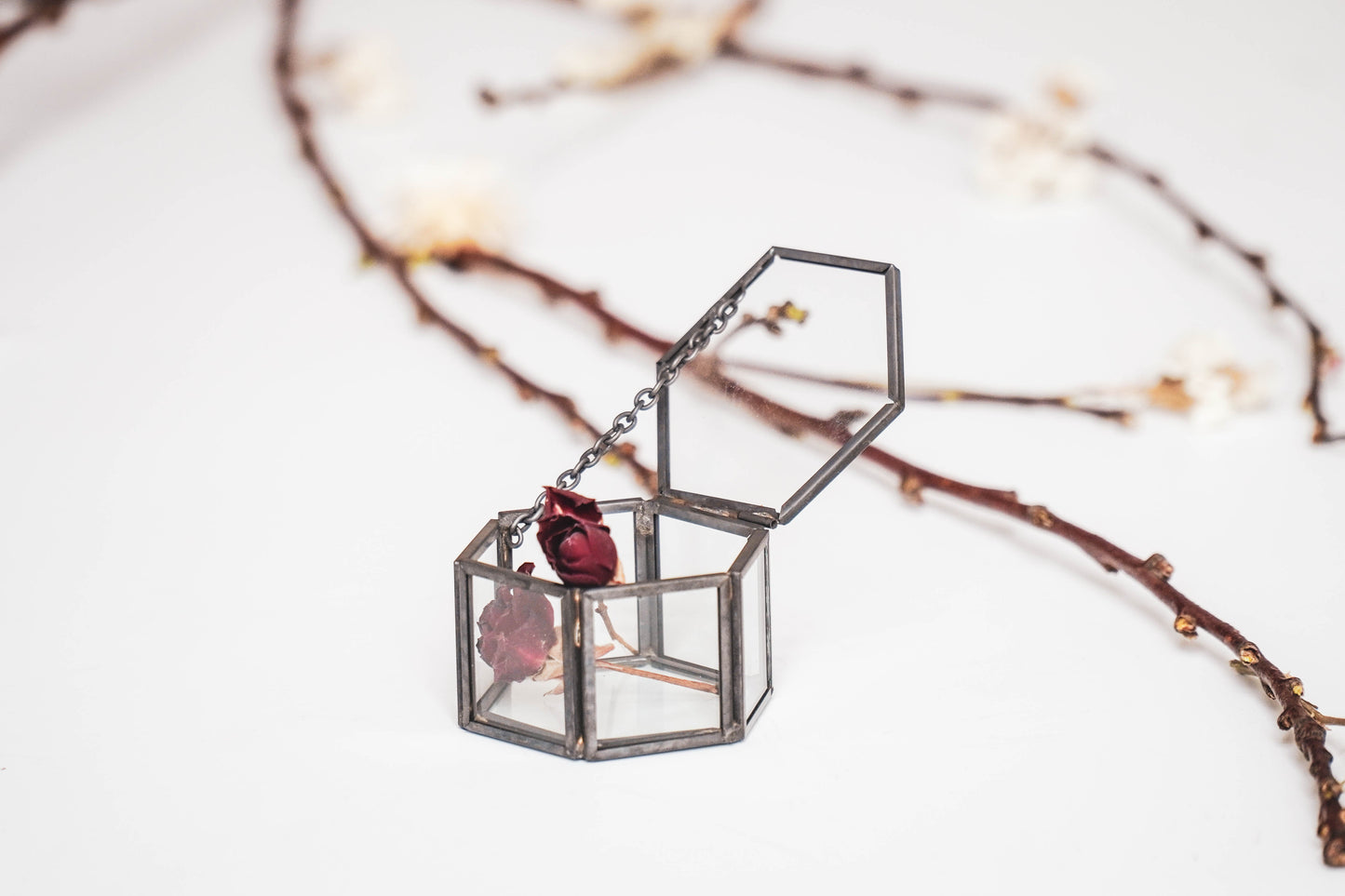 Housevitamin Opbergdoos - Zeshoek - Metaal/Glas - Zwart - 6x5,5x3,5cm - Home & Garden > Decor