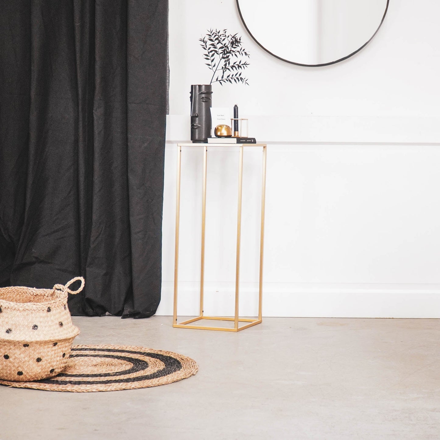 Housevitamin Pilaar - Metaal/Glas - Goud - 30x30x80cm - Furniture > Tables