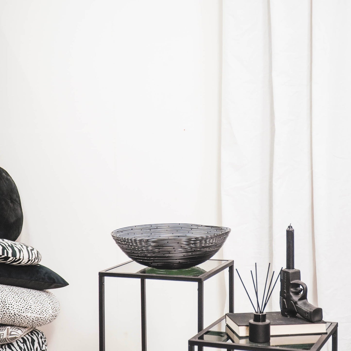 Housevitamin Schaal - Bedraad Staal - Zwart - 34x34x10cm - Home & Garden > Decor > Decorative Bowls