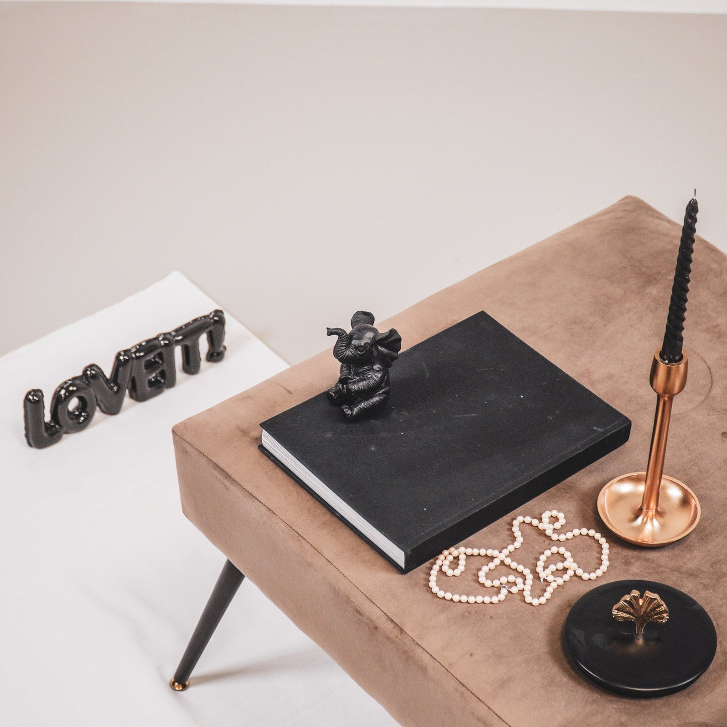 Housevitamin Ornament - Olifant - Polyresin - Zwart - 7x7x11cm - Home & Garden > Decor