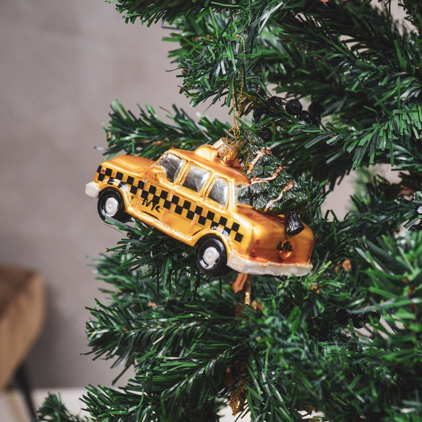Kersthanger Taxi - Glas - Geel - 12x6,5x7,5cm Housevitamin Shop