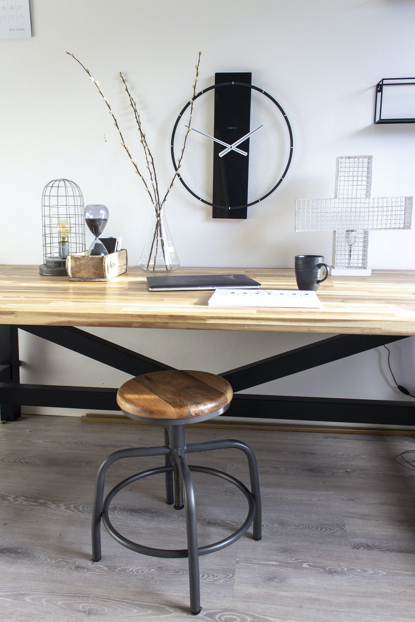 Wall clock - 50.8 x 58.2 x 4.3 cm - Wood/Steel Wall clock NeXtime Clocks