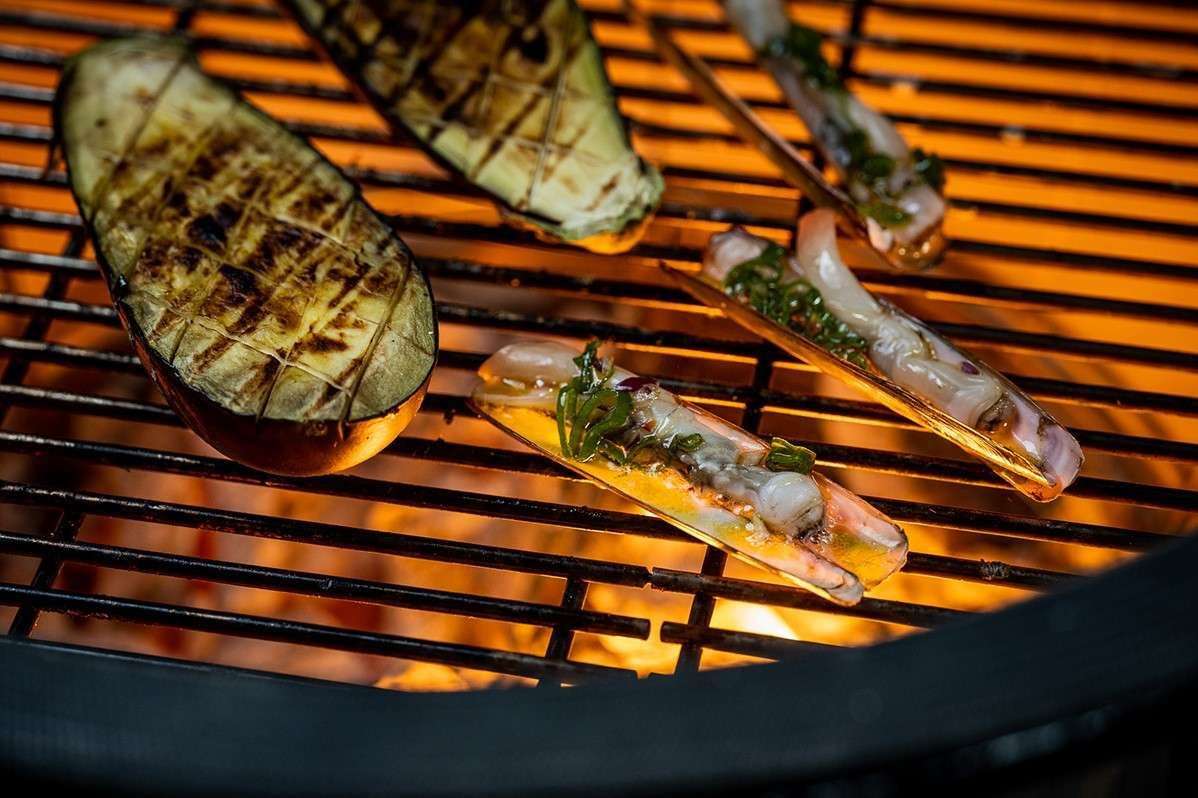 Yakiniku BBQ Kamado 19 Inch Groot -