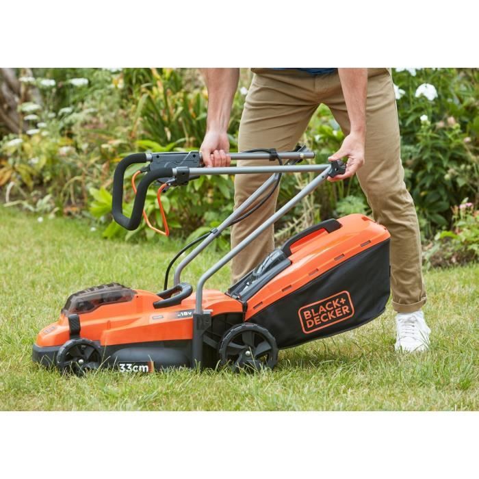 BLACK & DECKER 18V LITHIUM battery lawn mower 33 cm - 2.5Ah - 2 batteries - 1 charger - BCMW3318L2-QW
