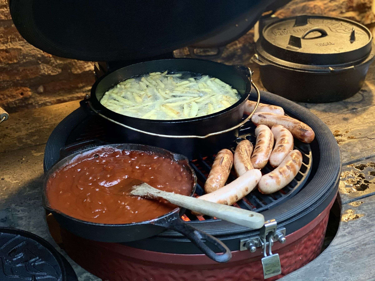 Gietijzeren braadpan (Dutch oven) met grilldeksel, ovaal, 9 liter Valhal