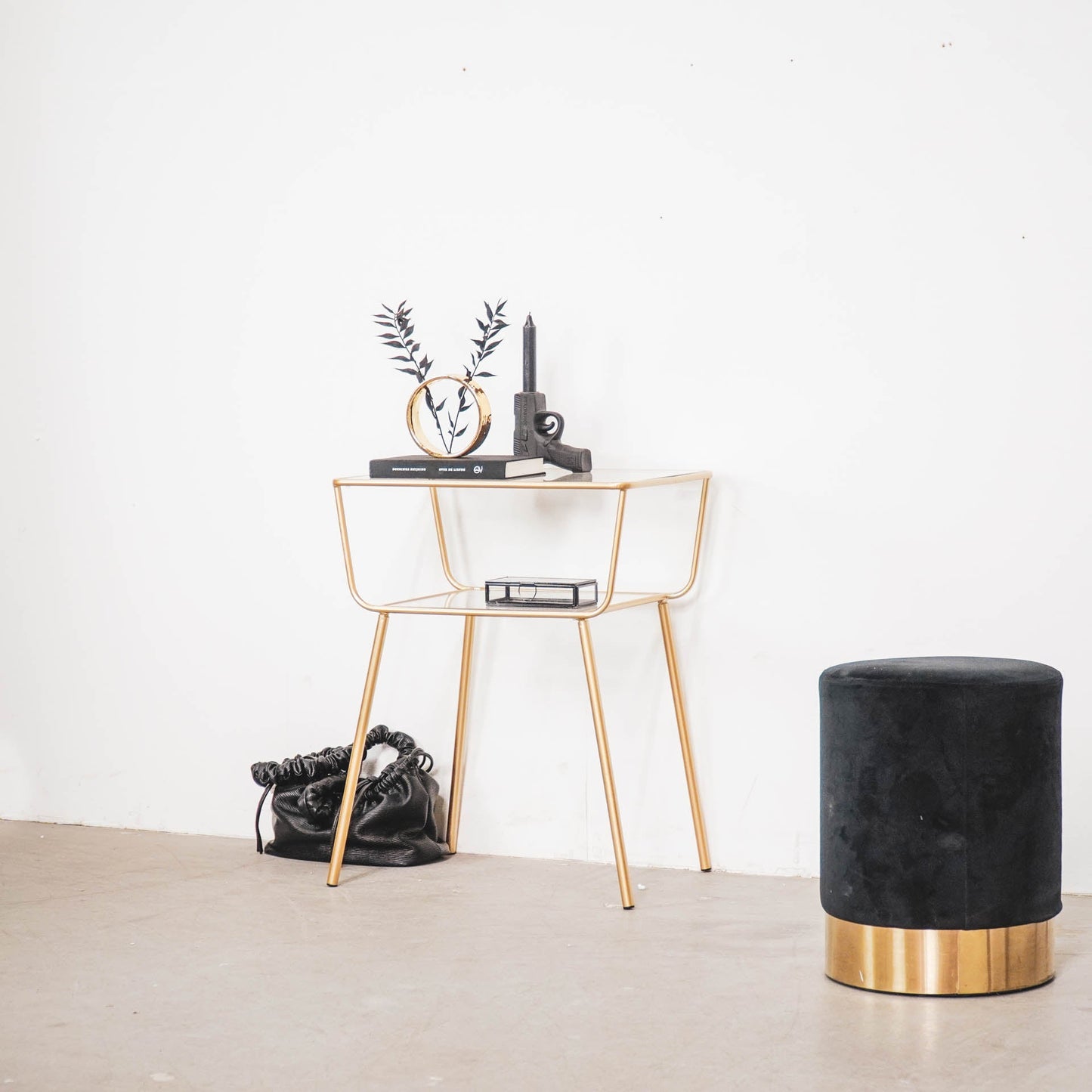 Housevitamin Bijzettafel / Nachtkastje - Metaal & Glas - Goud - 50x35x60cm - Furniture > Tables