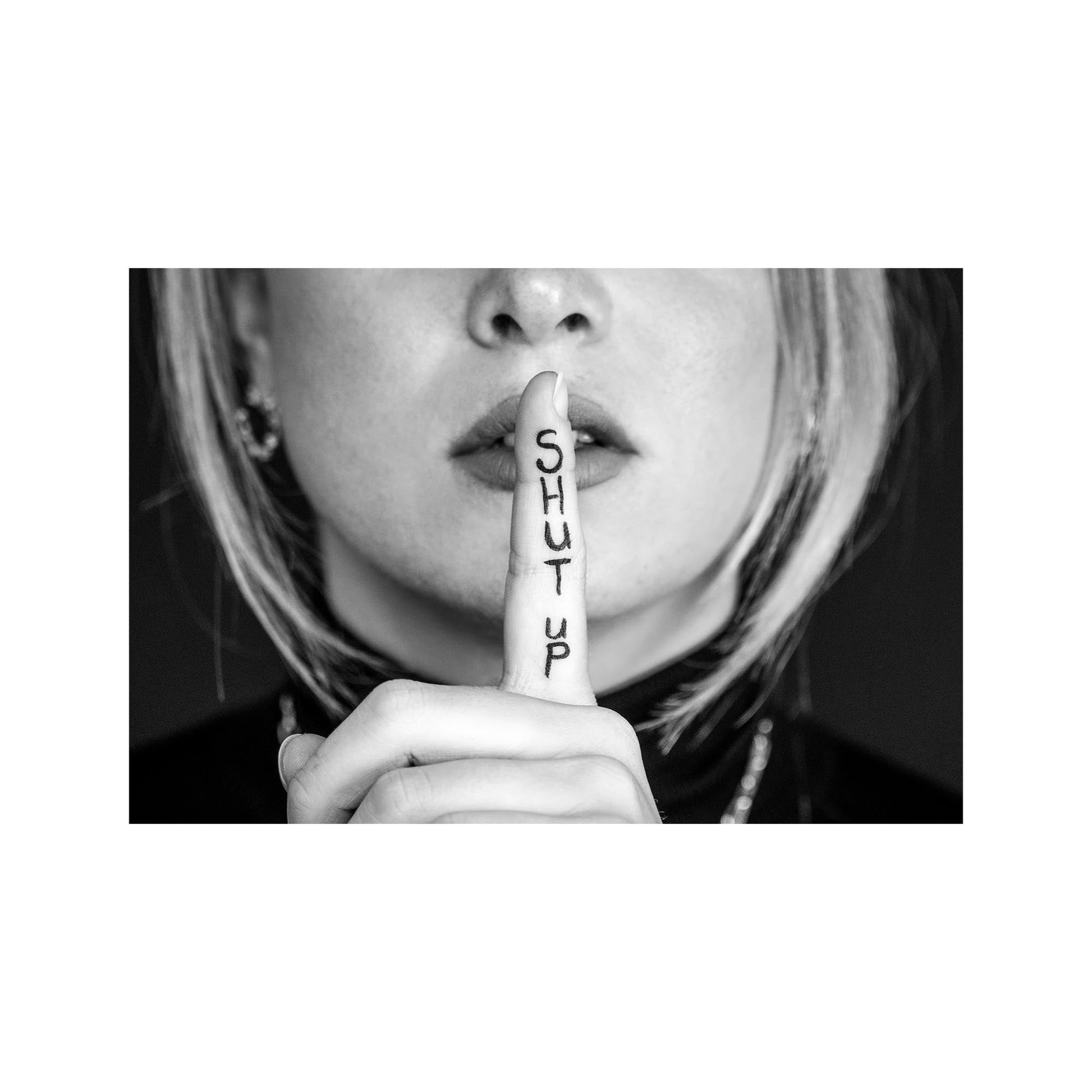 Housevitamin Poster - Papier - Shut UP - Wit - A3 - Home & Garden > Decor