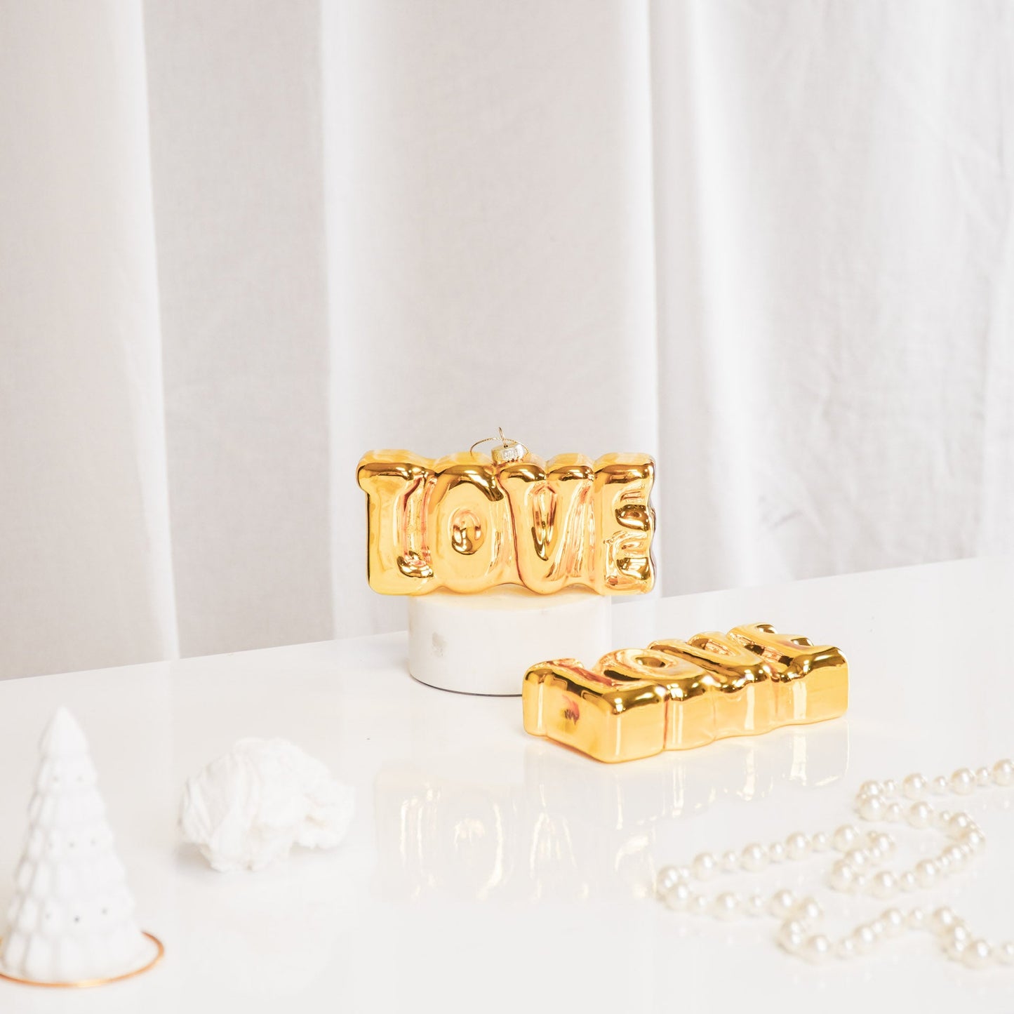 Ornament Kersthanger LOVE - Goud - Glas - 14,5x3,5x7cm Housevitamin