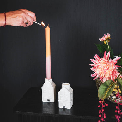 Housevitamin Kaarsenhouder - Huis - Keramiek - Wit - 6x6x11cm - Home & Garden > Decor > Home Fragrances > Candles