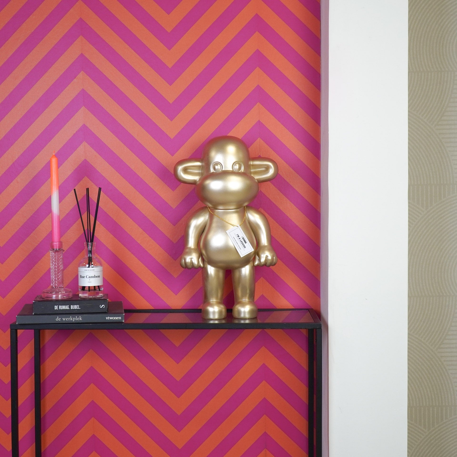 Ornament - Aap Beeld 'The Legend' - Polyresin - Goud - 33x21x50cm Housevitamin Shop