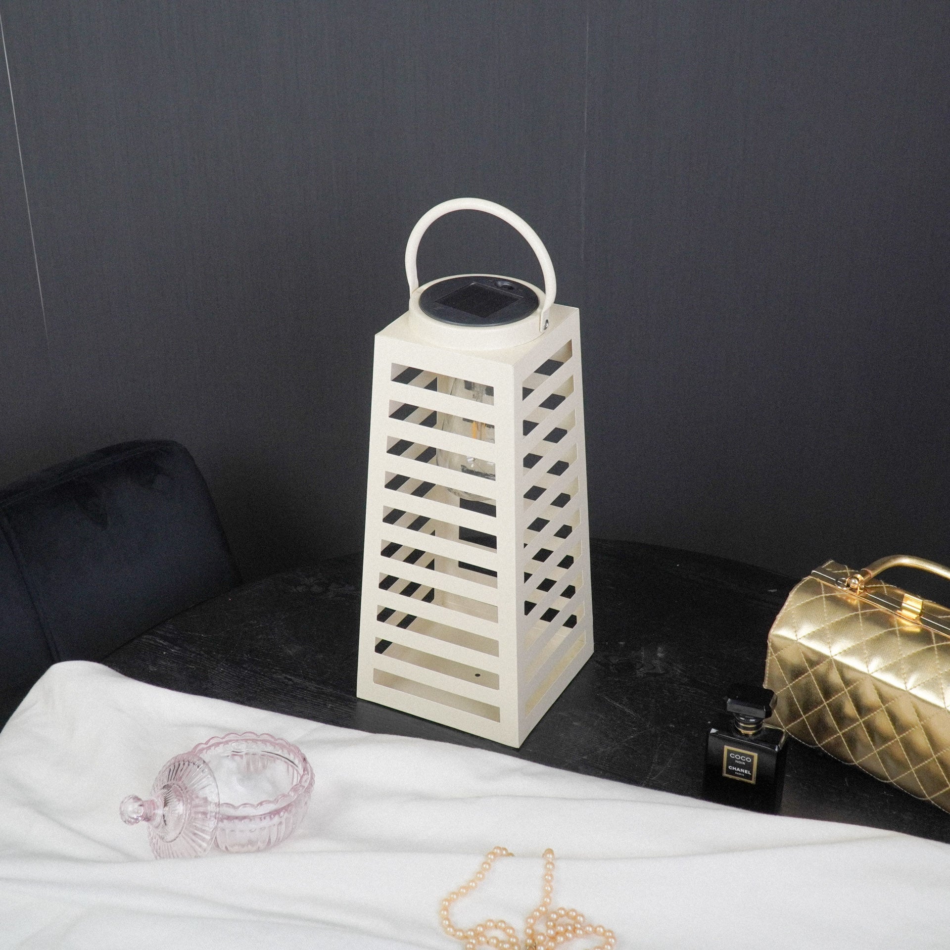 Lamp - Lantaarn - Zonne-energie - Metaal - Zandkleurig - 14x32,5cm Housevitamin