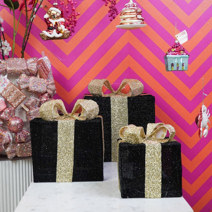 Kerst Led Lamp - Cadeau Set van 3 - Kunststof - Zwart/Goud- 15cm/20cm/25cm Housevitamin Shop