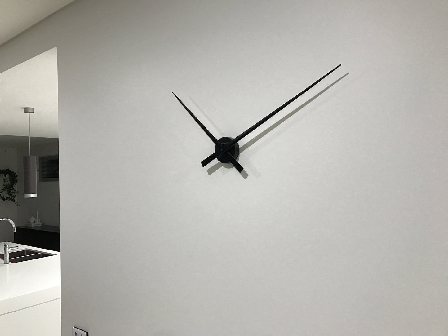 Large wall clock - 85 cm - Aluminum - 'Hands' Wall clock NeXtime Clocks