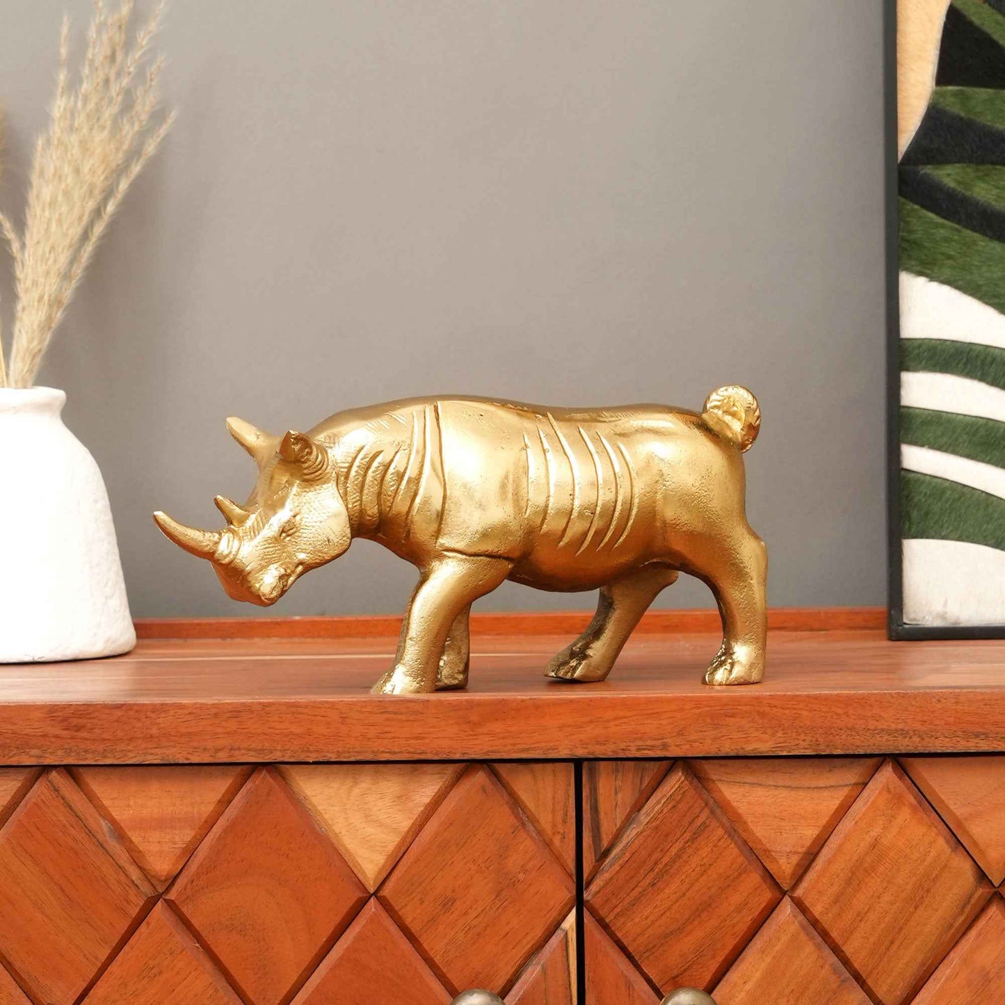 Luxe neushoornbeeldje | handgemaakt aluminium woondecoratie | goud