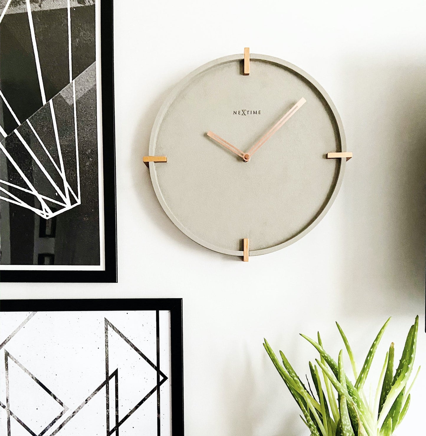 Wall clock - 32 cm - Concrete - 'Mohawk Wall' Wall clock NeXtime Clocks