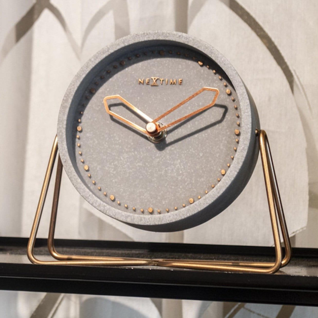 Table clock - 17.5 x 15.5 x 5 cm - Polyresin Table clock NeXtime Clocks