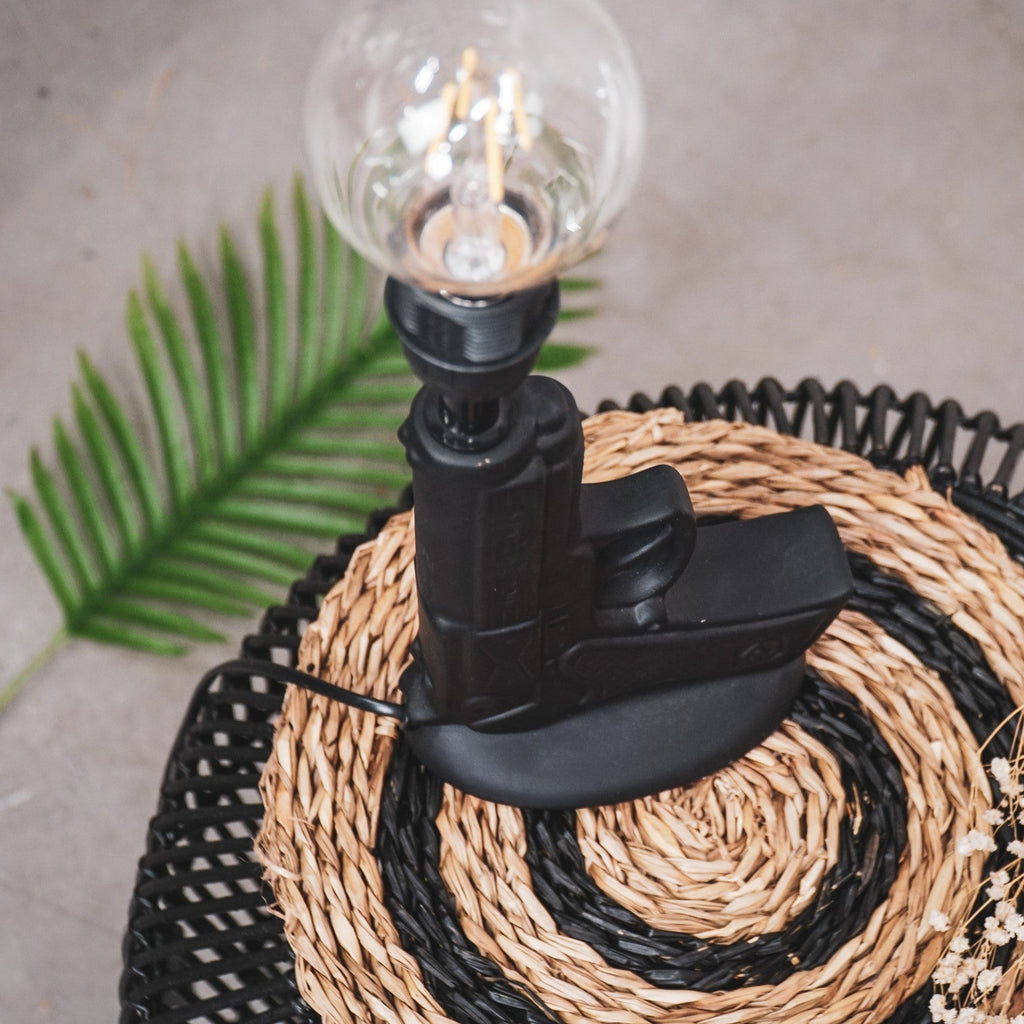 Housevitamin Tafellamp - Gun - Keramiek - Zwart - E27 - 15x9x32cm - Home & Garden > Decor