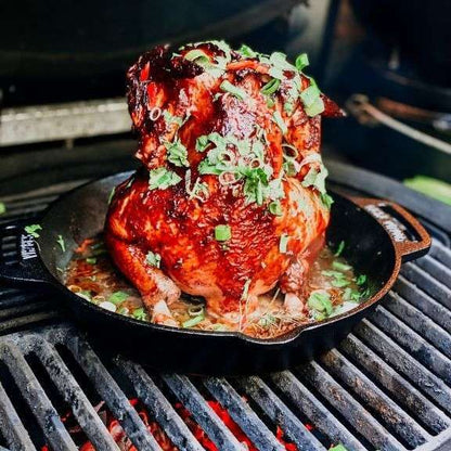 Valhal Kippensitter Gietijzer 28 cm -