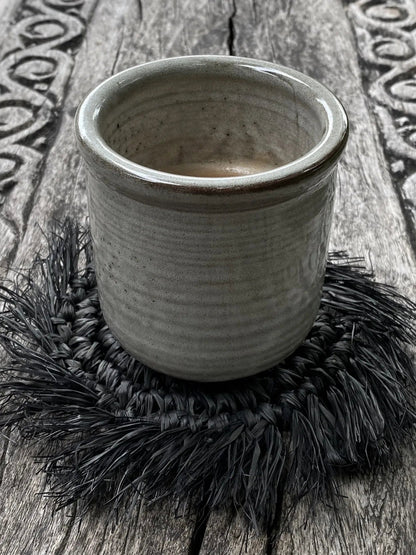 Bazar Bizar De Fringe Raffia Onderzetter - Zwart - Home & Garden > Kitchen & Dining > Tableware > Trivets onderzetter