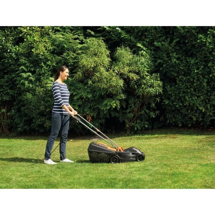 BLACK &amp; DECKER Lawn mower 32cm - 1000W BEMW351 
