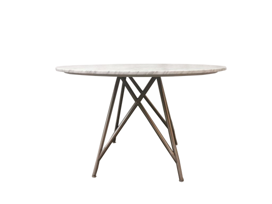 Modus Furniture International Ronde eettafel van koraal in marmer en geborsteld roestvrij staal. -