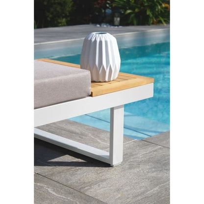 DCB GARDEN TOKYO modular outdoor furniture set with white aluminium frame and acacia wood top.