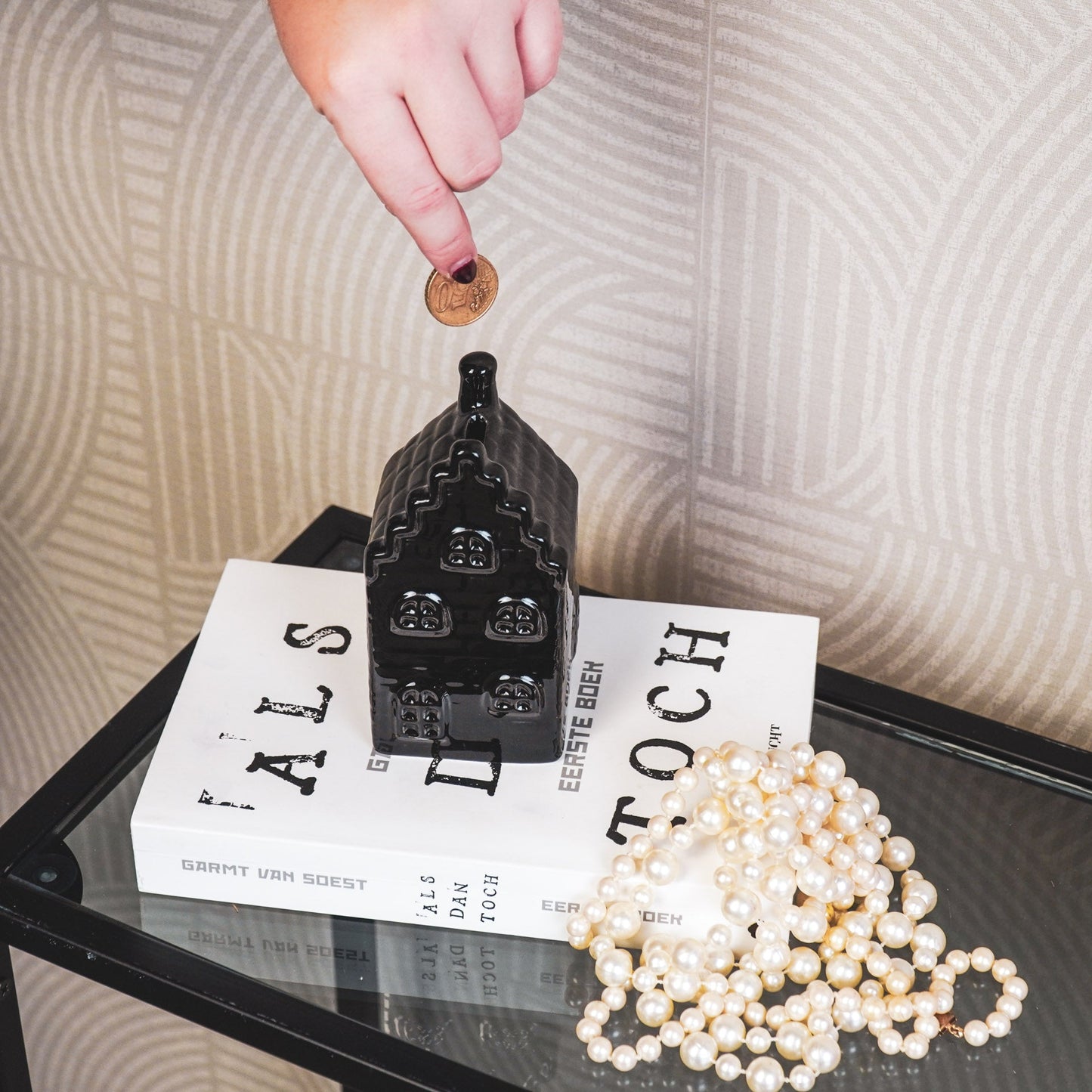 Housevitamin Ornament- Spaarpot - Huis - Keramiek - Zwart - 7x7x13cm - Home & Garden > Decor