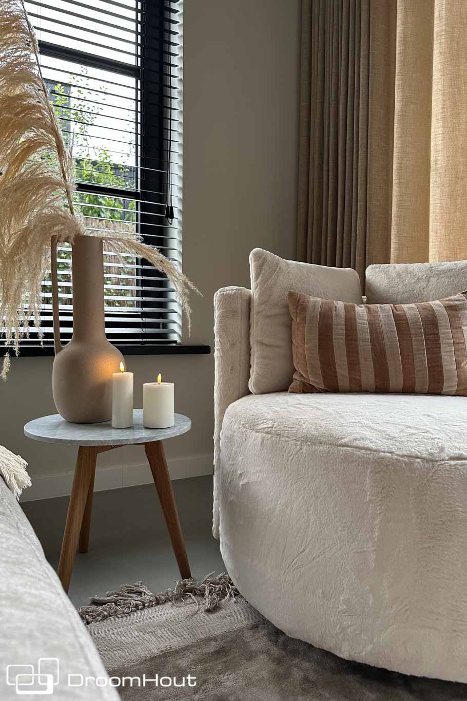 Draaifauteuil rond My Turn loungestoel DroomHout