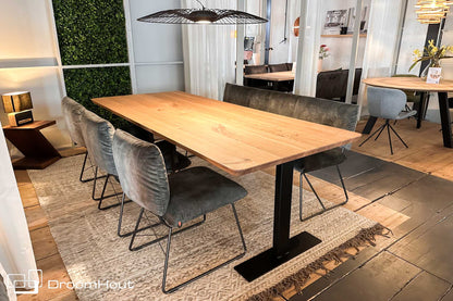 Eetkamertafel T Frame by DroomHout - 240 cm x 100 cm - showroommodel
