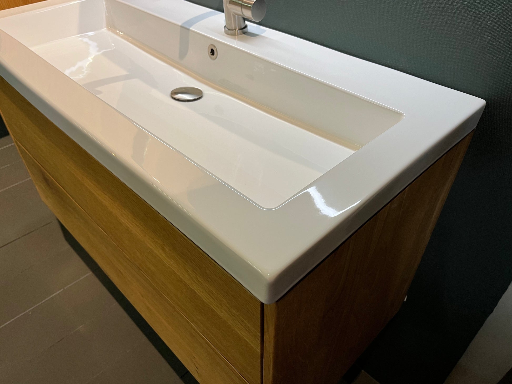 Badkamermeubel Silence 100 Cm In Eiken Of Noten Met Twee Lades Badkamermeubel DroomHout