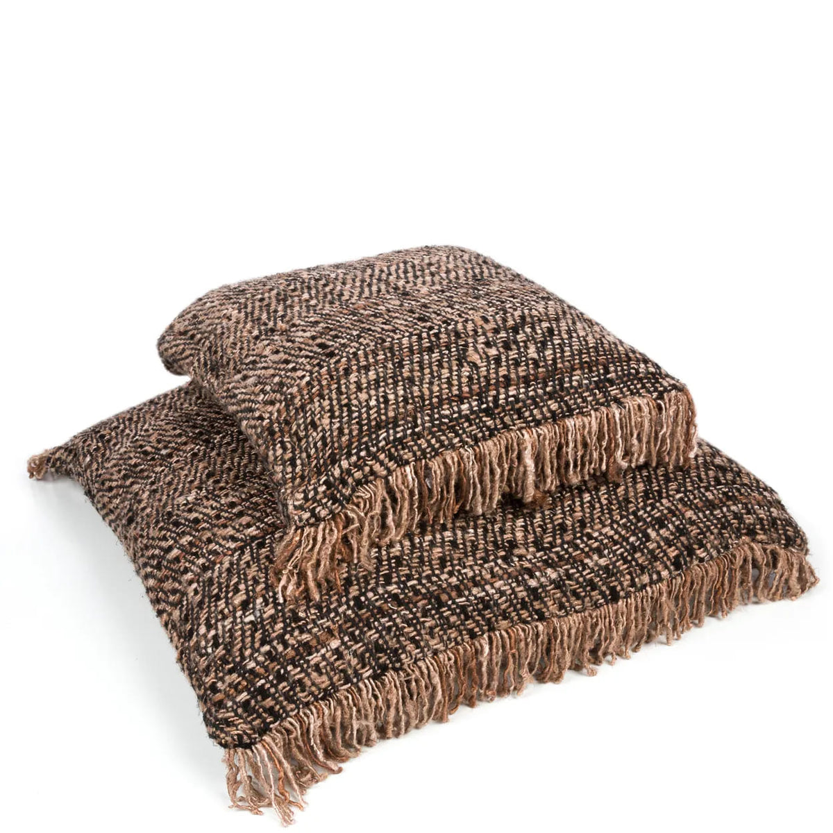 De Oh My Gee Kussenhoes van Bazar Bizar, zwart-koper, 60x60 cm, geweven met franjes