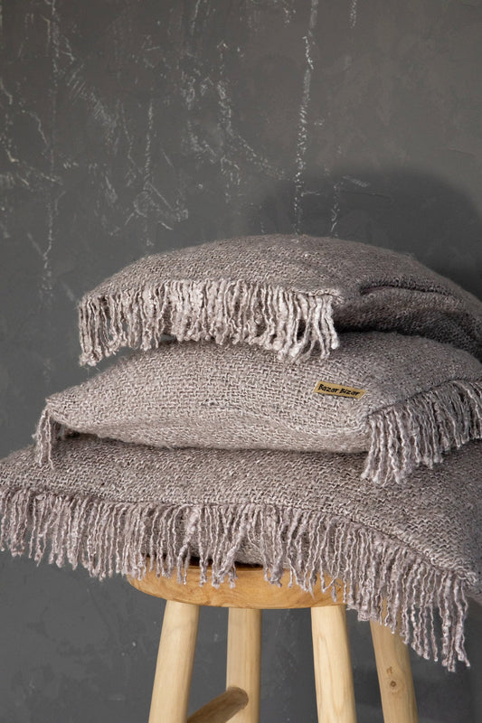 Bazar Bizar De Oh My Gee Kussenhoes - Parel Grijs - 30x50 - Home & Garden > Decor > Throw Pillows