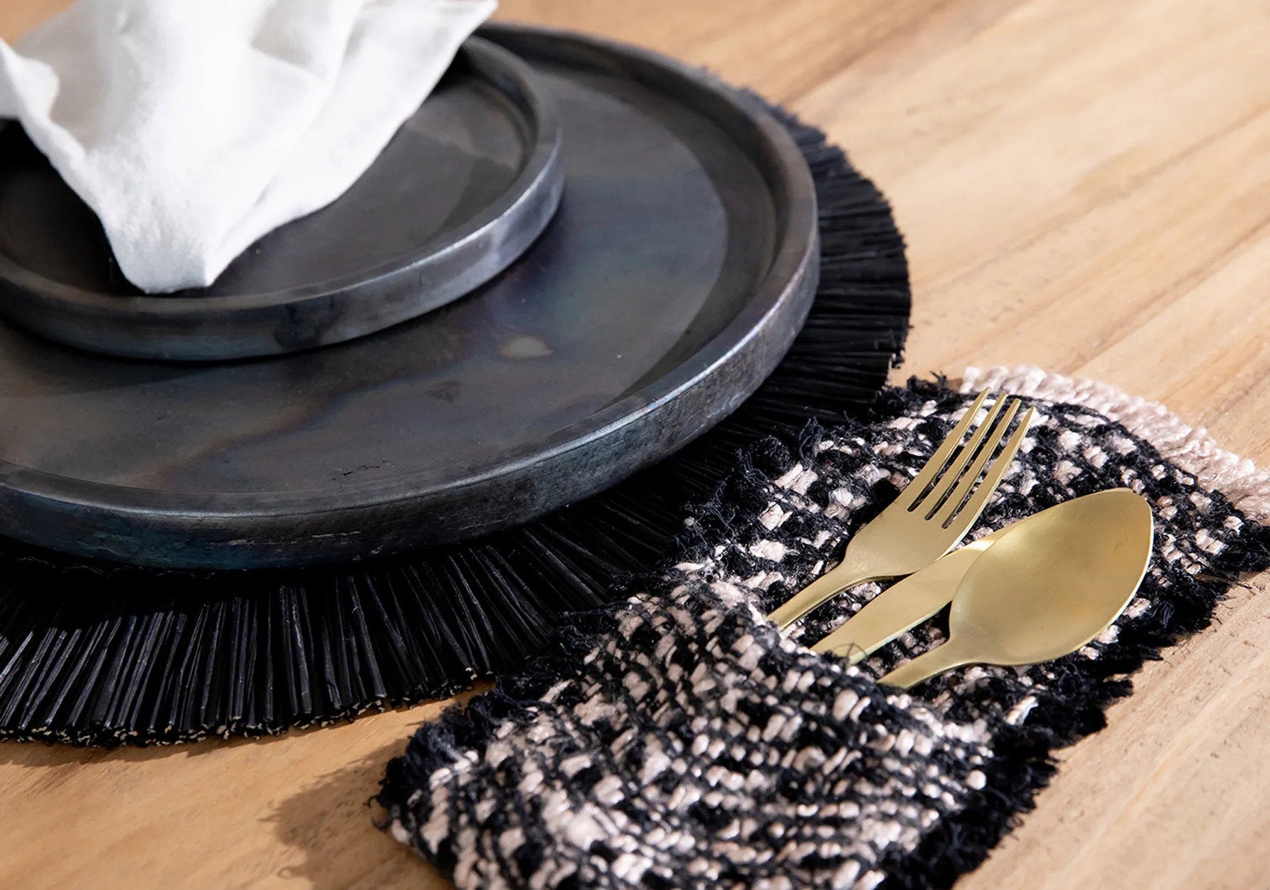 Bazar Bizar De Oh My Gee Bestekhouder - Zwart Koper - Set van 4 - Home & Garden > Household Supplies > Storage & Organization > Flatware Chests