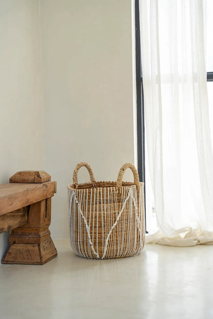 Bazar Bizar De Rechte Gestikte Macramé Mand - M - Home & Garden > Decor > Baskets
