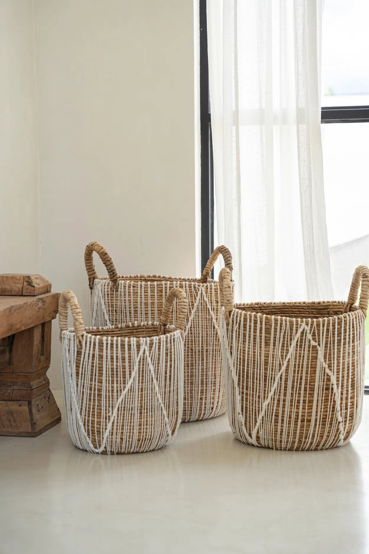 Bazar Bizar De Rechte Gestikte Macramé Mand - M - Home & Garden > Decor > Baskets
