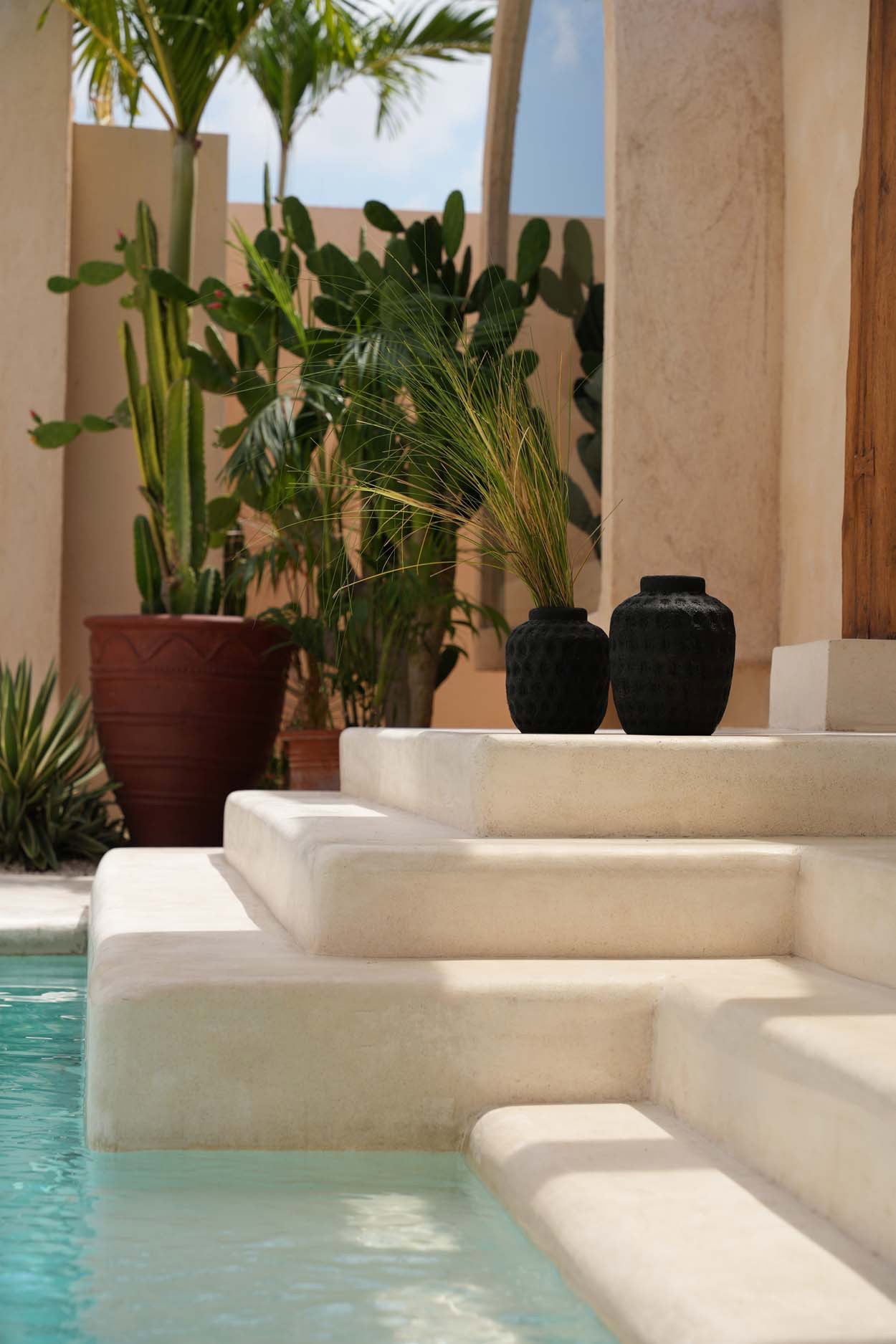 Bazar Bizar De Peaky Vaas - Zwart - M - Home & Garden > Decor > Vases