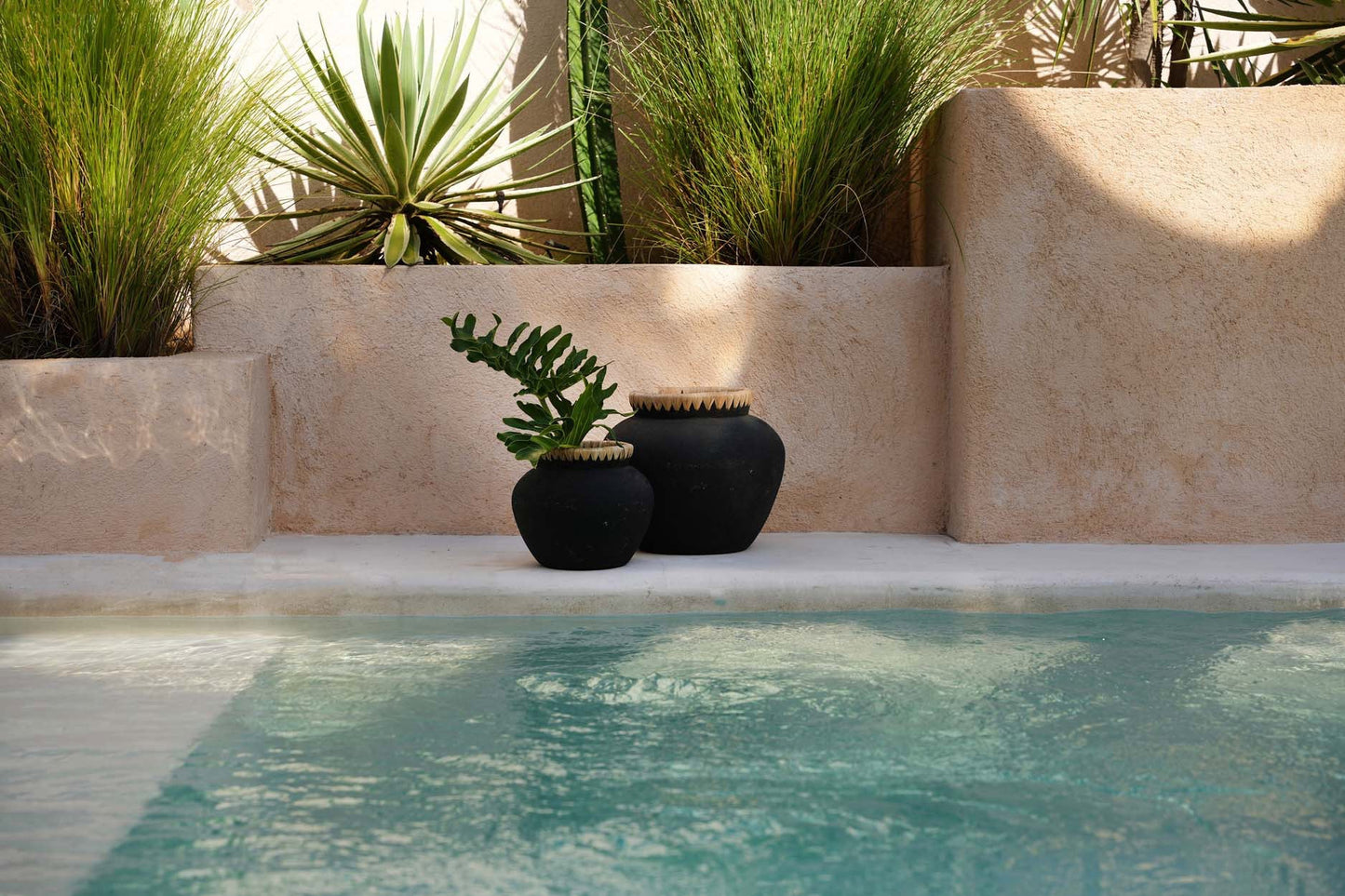 Bazar Bizar De Styly Vaas - Zwart Natuurlijk - S -