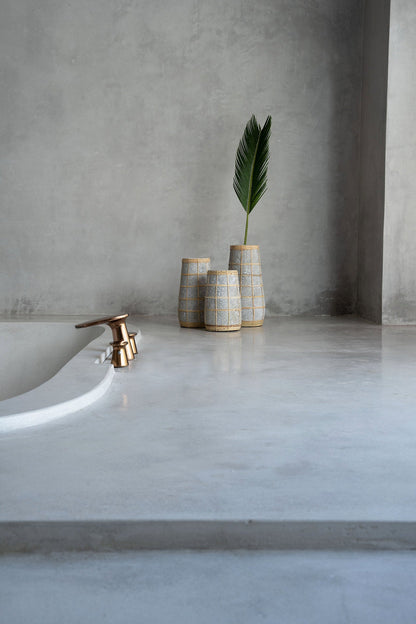 Bazar Bizar De Schattige Vaas - Beton Natuurlijk - L - Home & Garden > Decor > Vases