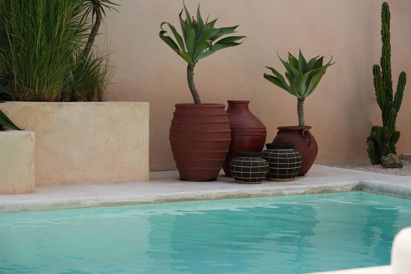 Bazar Bizar De Buikvaas - Zwart Natuurlijk - L - Home & Garden > Decor > Vases