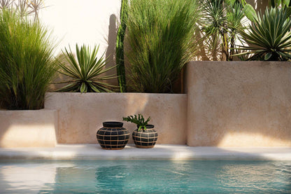 Bazar Bizar De Buikvaas - Zwart Natuurlijk - M - Home & Garden > Decor > Vases