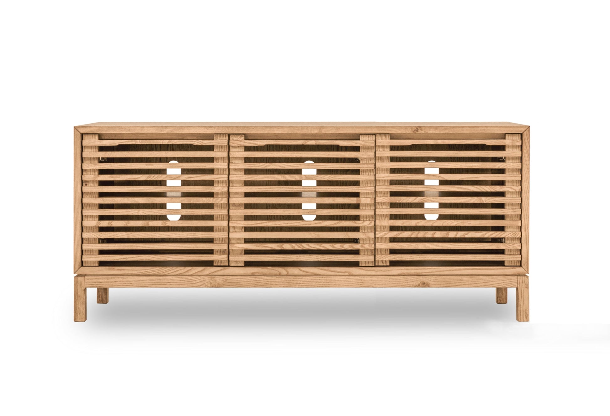 Modus Furniture International Tanner Drievoudige Mediameubel in Flaxen -