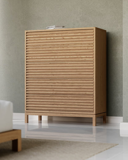 Modus Furniture International Tanner vijfladige kast van essenhout in vlasgeel. -