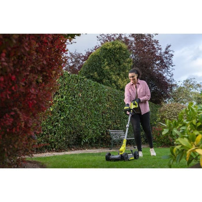 RYOBI RY18LMC30A-120 Self-Propelled Mower - 18V - Cutting Width 30cm - Mulching Function - Lithium Battery + Charger Included