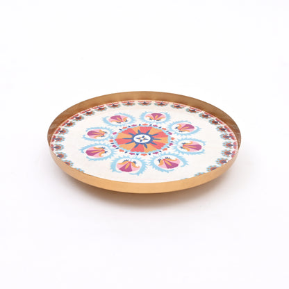 Rond geëmailleerd metalen dienblad – decoratieve serveerschaal voor thuis en in de keuken
