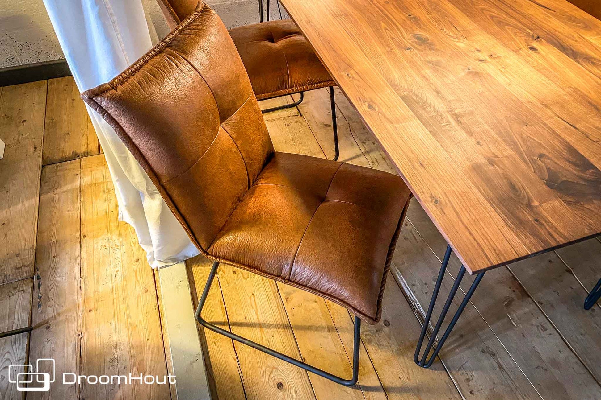 Stoel Tower Living Seda DroomHout