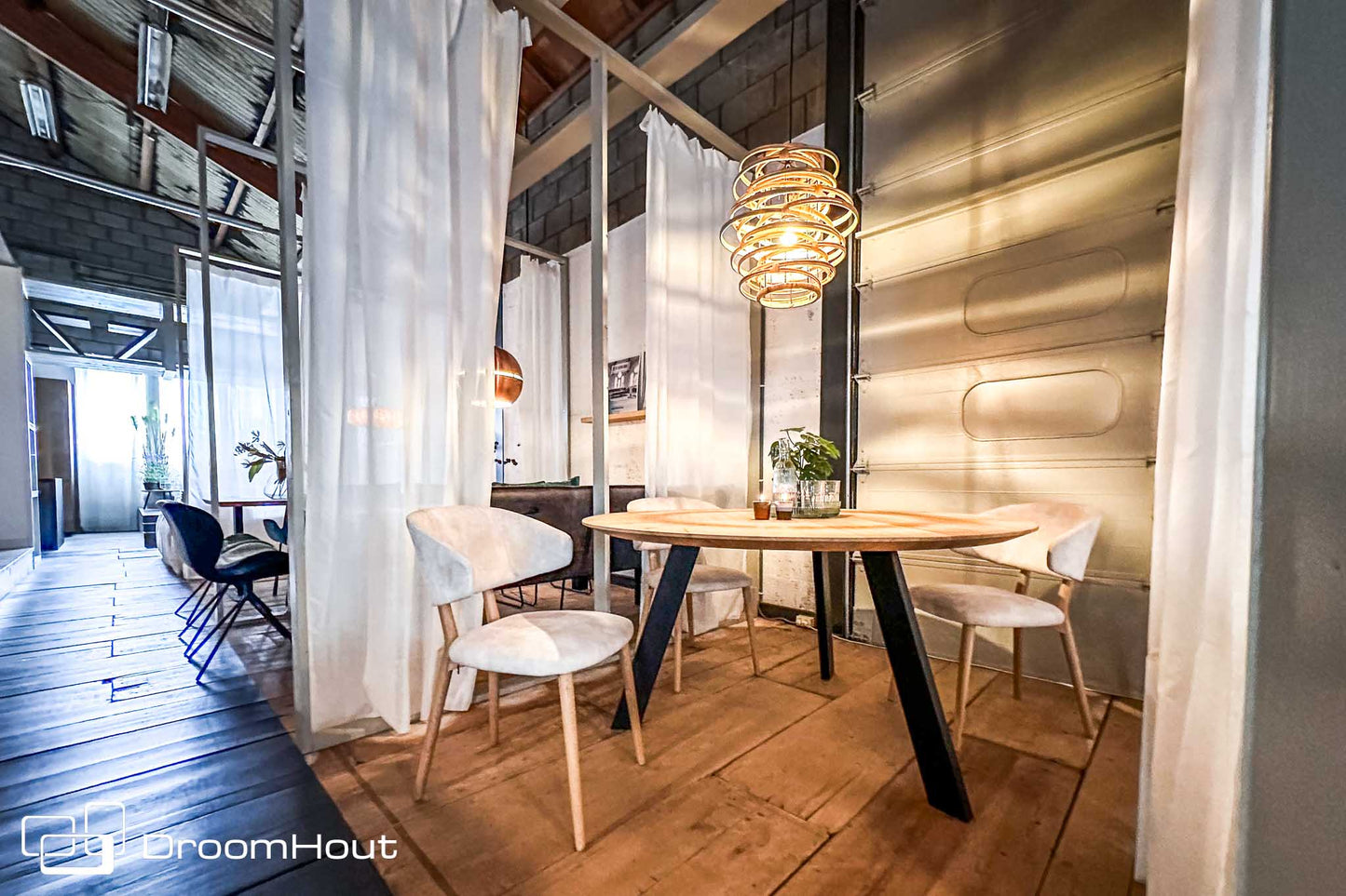 Massieve Ronde Eettafel Fabio DroomHout Voor Kleine Ruimtes Eettafel DroomHout