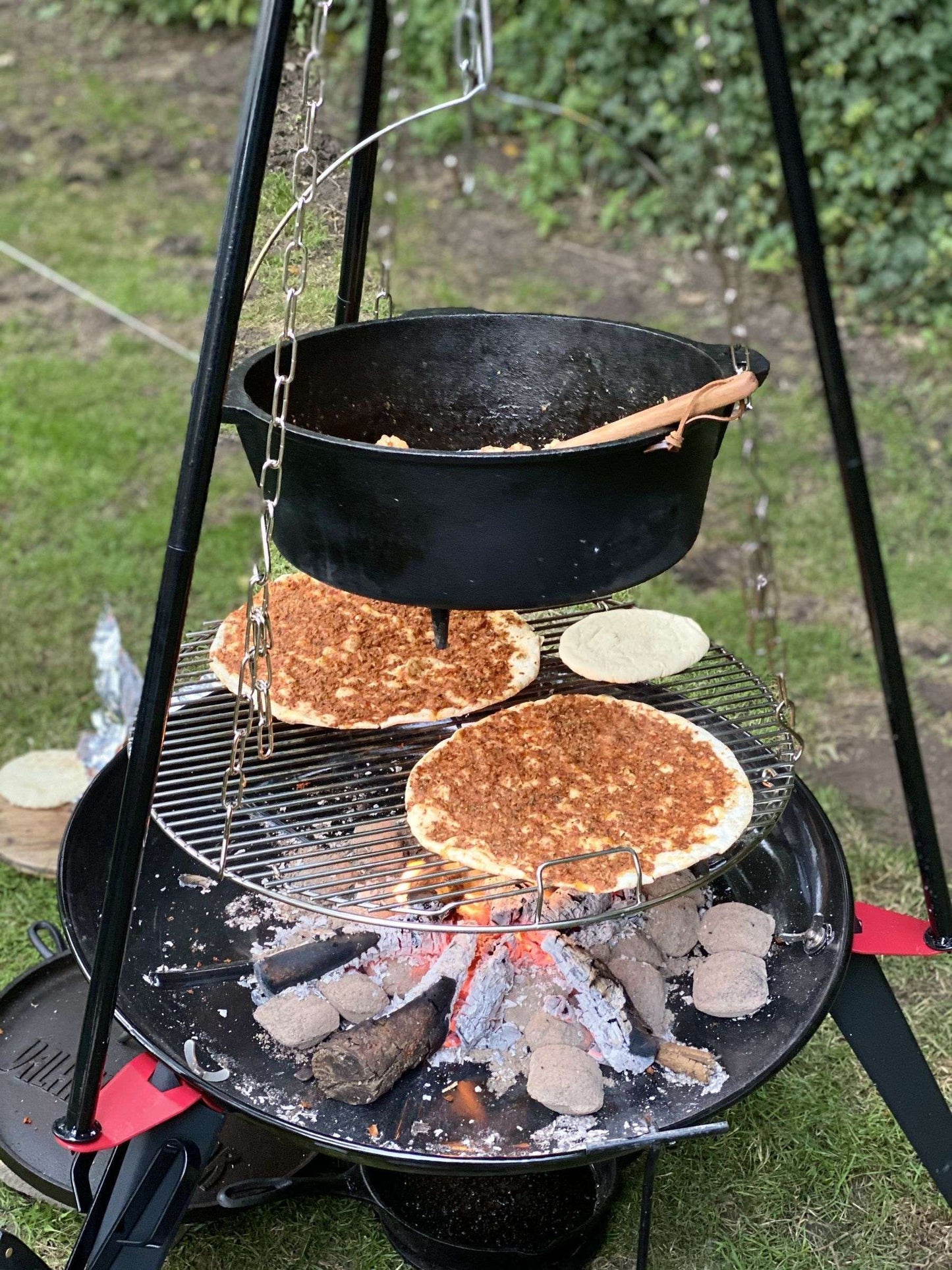 Gietijzeren braadpan (Dutch oven) met grilldeksel, ovaal, 9 liter Valhal