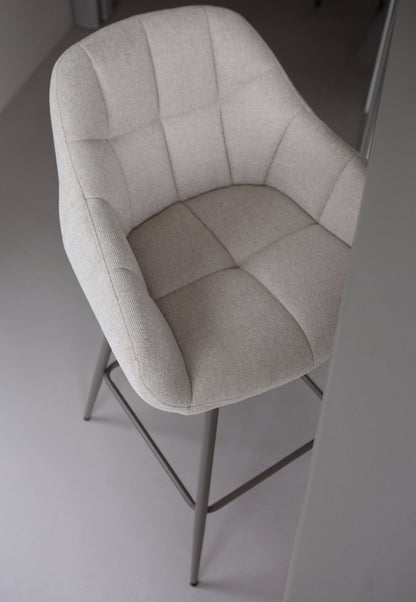 Hoge off-white barkruk met armleuning (set van 2) Droppery