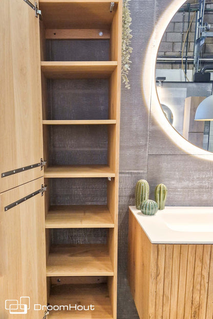 Houten Badkamerkast Met Twee Deuren Spa En Breeze Voor Moderne Badkamers DroomHout