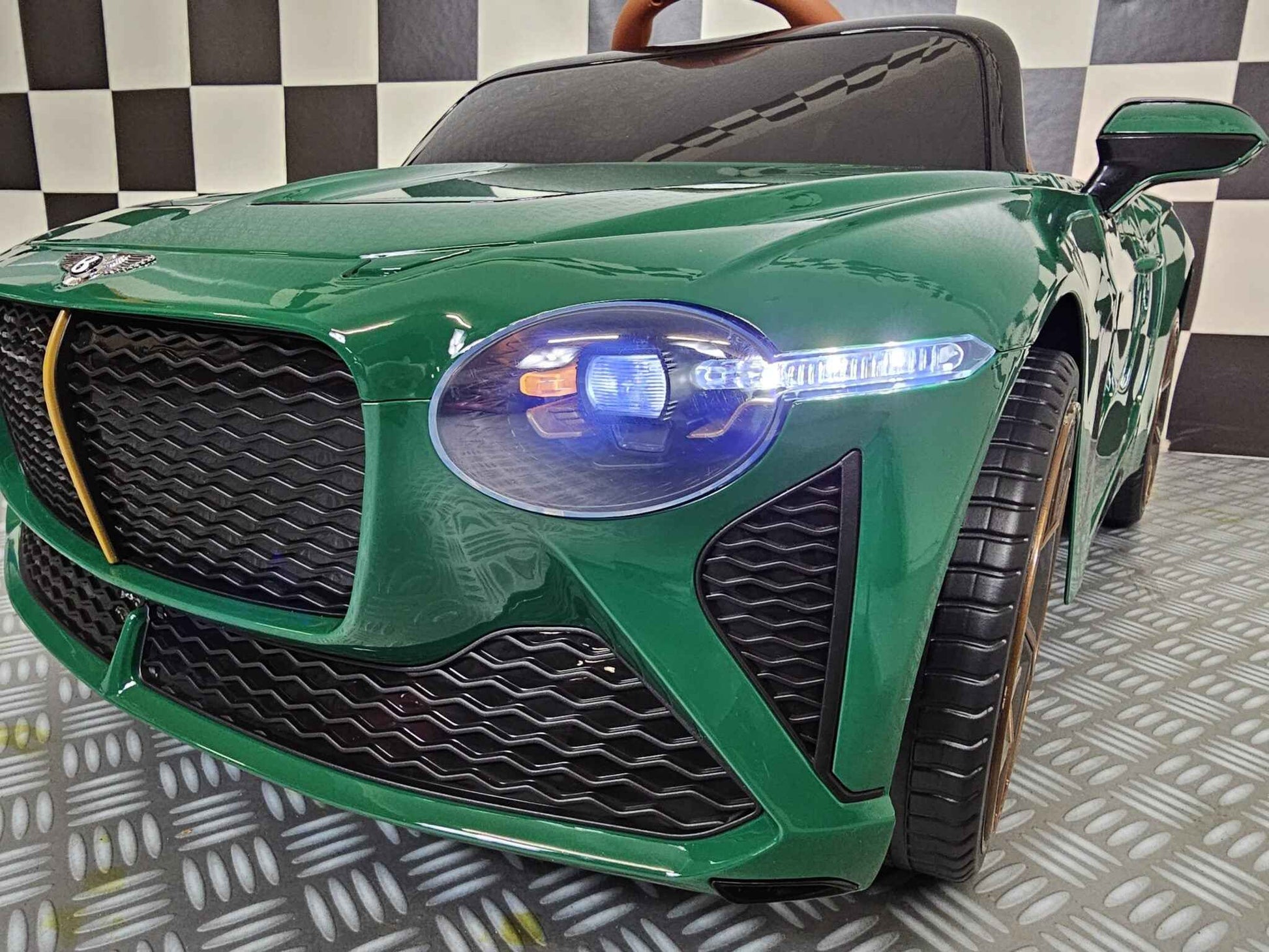 Kinderauto Bentley Bacalar 12 volt metallic groen